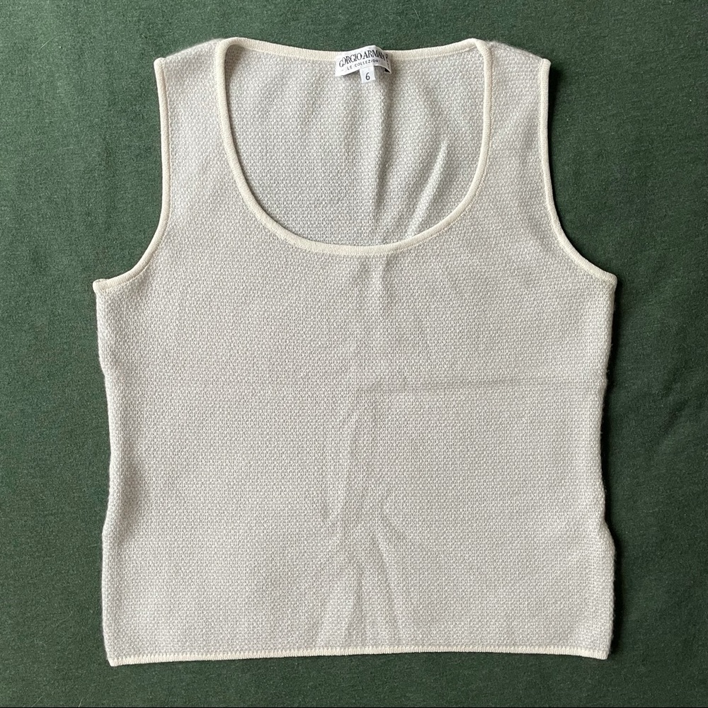 Vintage Giorgio Armani LE COLLEZIONI 70% Cashmere Tank Top